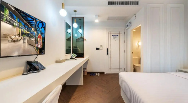 Nine River Hotel
