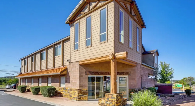 2 Mi to Lake: Apt w/ Balcony in Payson!