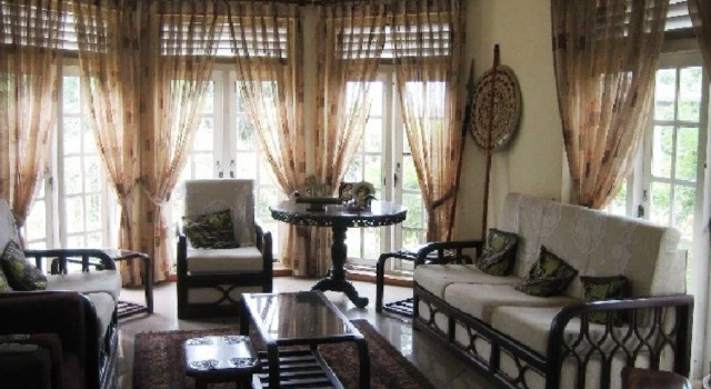 Spica Holiday Home, Забронировать Отель Отели Канди с парковкой, рядом с Kandy Central Hospital, Парковка