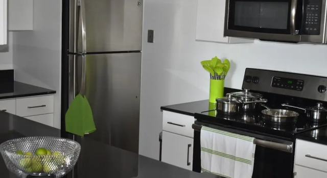 The Luxury Lime House Located In Cleveland Park Dc, Забронировать Дом для отпуска Коттеджи Округа Колумбии, Коттедж