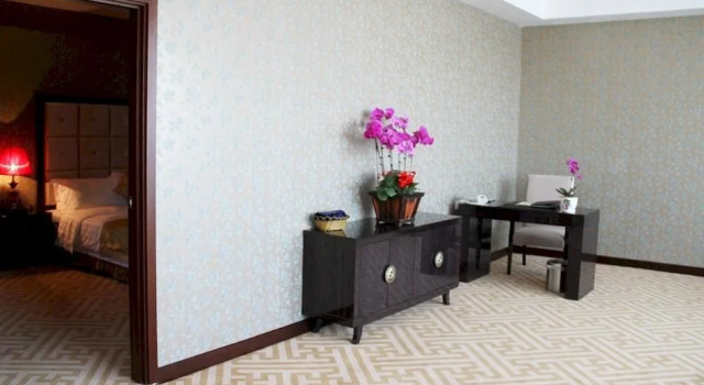 Longda Hot Spring Hotel, Rezerwuj Hotel Dongyinzhuang Tianjin Province