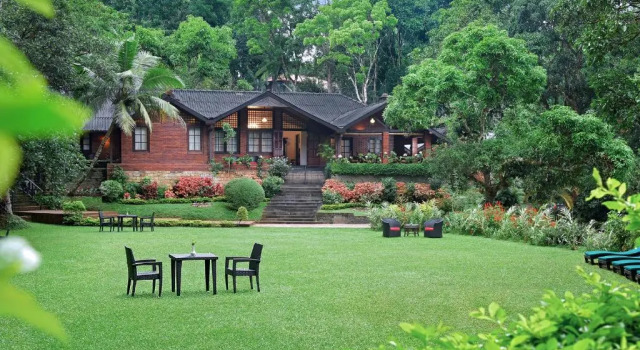 Homes Bungalow by Tree of Life