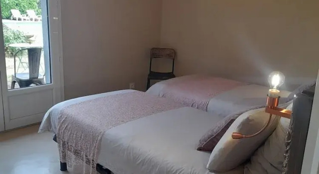 Номер Deluxe La maison du Bonheur, borne de recharge VE