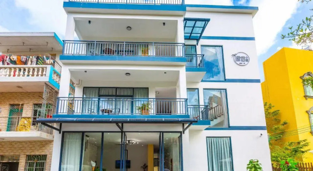 Yuansu Guesthouse, Book Bed and Breakfast Sanya Hainan