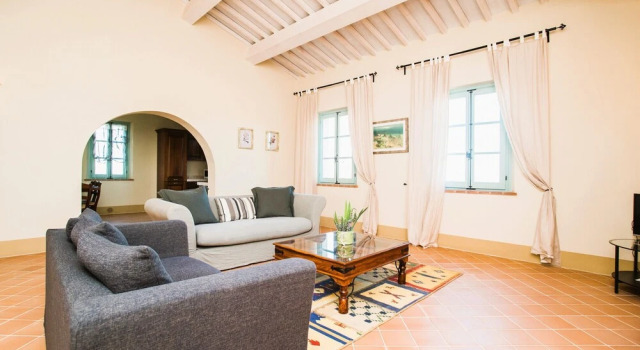 Luxury Apartment in Siena Resort, Book Apartment Trequanda Crete Senesi
