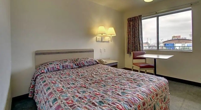Двухместный номер Standard с красивым видом из окна Red Carpet Inn Jeffersonville