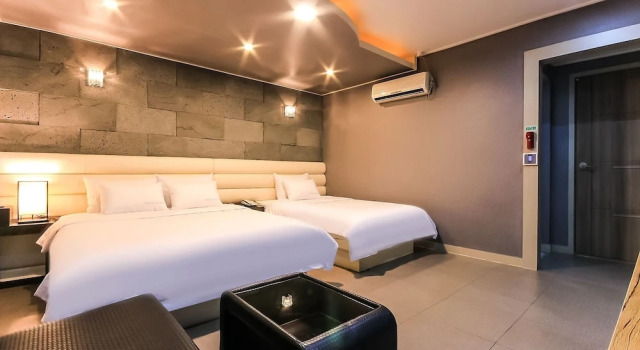 Changwon Sangnamdong Hotel de Maison