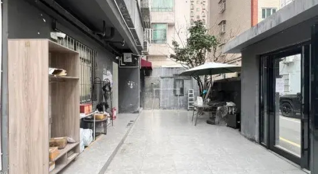 Yijia Courtyard (Shenzhen Bao'an Pingzhou Subway Station)