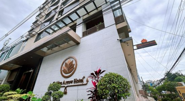 Golden Arrow Hotel, Book Hotel Yangon downtown 