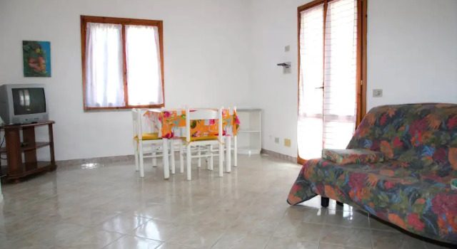 San Teodoro Lu Fraili Apartments