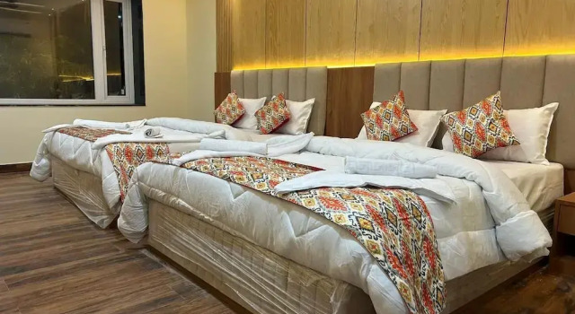 Frosty Fern Hotel & Resort