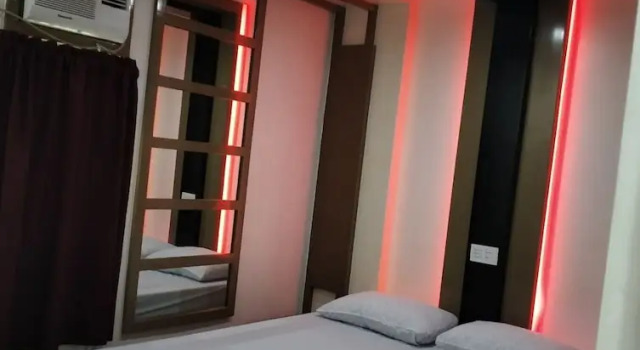 Двухместный номер Deluxe Hotel Sogo Roxas Blvd