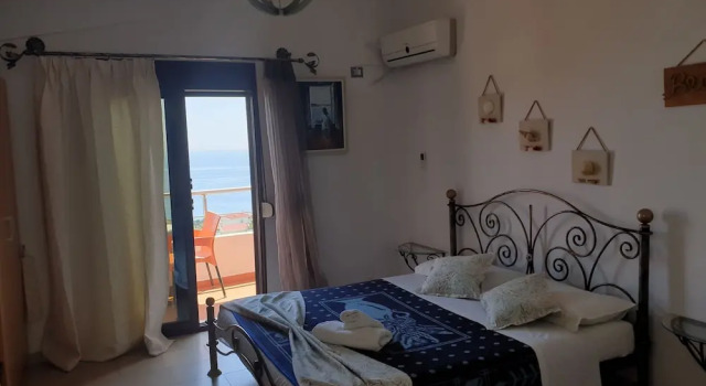 Hotel Imperial, Book Hotel Himarë Vlorë County