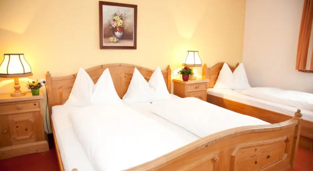 Трёхместный номер Standard Hotel Kohlpeter