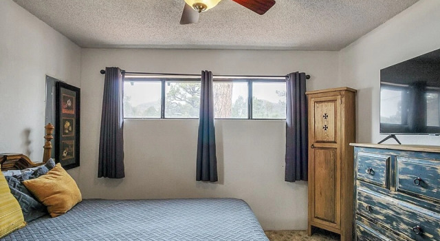 Hummingbird Haven - Charming Ruidoso Retreat 4 Bedroom Home by RedAwning, Varaa Lomakoti Ruidoso New Mexico