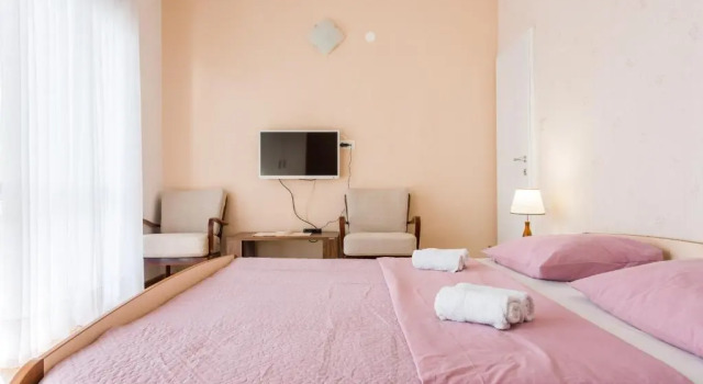 Guest house "Litus", Book Guesthouse Podstrana Split Region