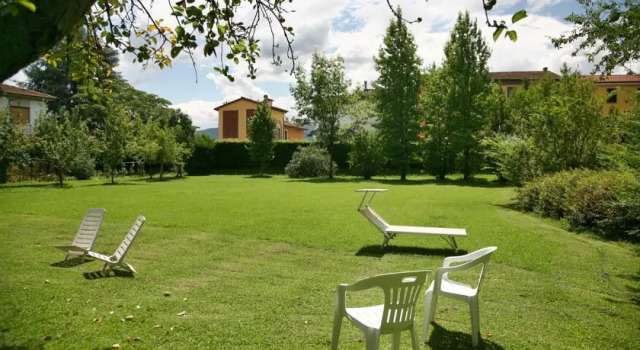 Villa Camilla, Reservar Vila Hotéis em Luca com piscina, Piscina