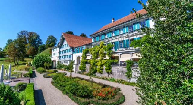 Gasthof Gyrenbad, Varaa Hotelli Turbenthal 