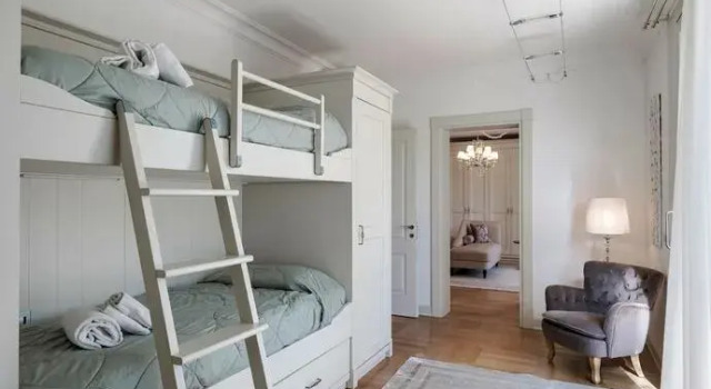 Luxury Lakefront Onassis 1 by Apt24, Забронировать Отель Сирмионе озеро Гарда