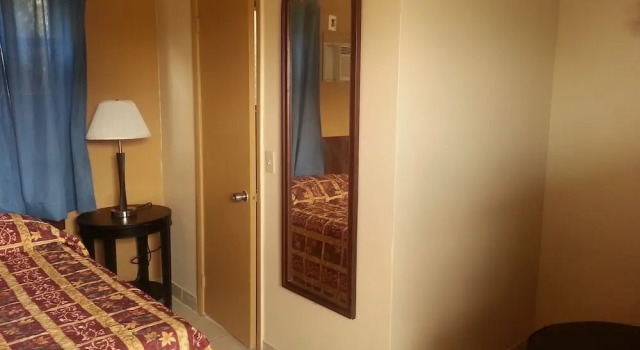 Двухместный номер Standard с балконом Atlantic Inn