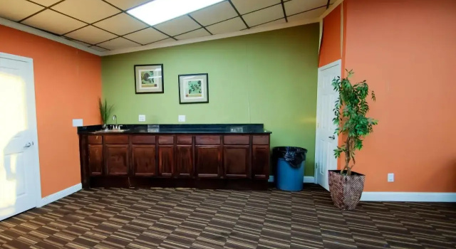 Super 8 Washington/greenville Area