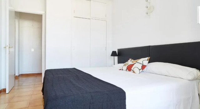 Апартаменты с видом на бассейн Apartamentos San Antonio Beach
