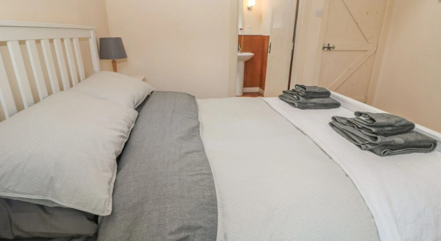 Коттедж The Long Barn
