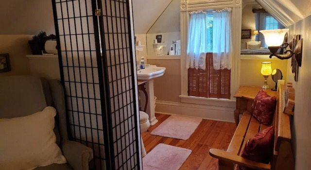 Номер Standard Historic Iron Horse Inn