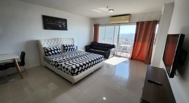 Студия Premium Condo Express View Talay 6