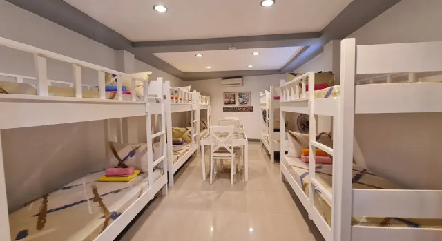 Кровать в общем номере Bayview Country Inn El Nido