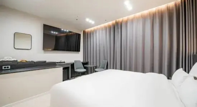 Номер Deluxe Mokpo Brown Dot Hotel Namak