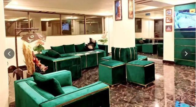 The Corporate Lodges Hotel by Khan Familia Travels, Забронировать Отель Малам-Джаба провинция Хайбер-Пахтунхва