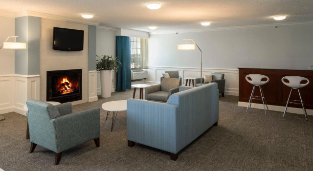 Двухместный номер Premium Crowne Plaza Hotel and Suites Pittsburgh South by IHG