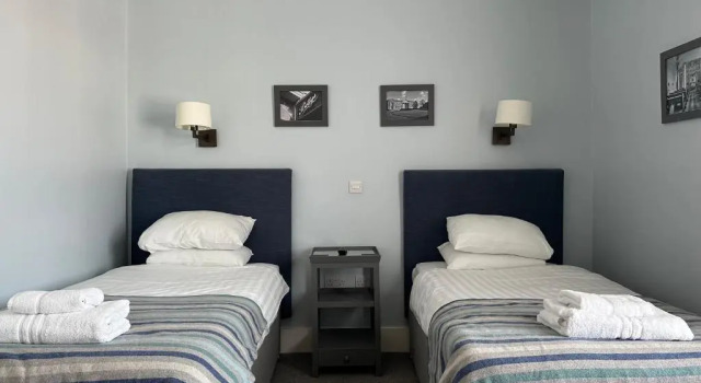 Двухместный номер Superior The Bar Convent Guest House