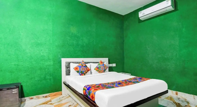 HOTEL URBAN CLASSY, Prenota Hotel Hotel economici a Orissa