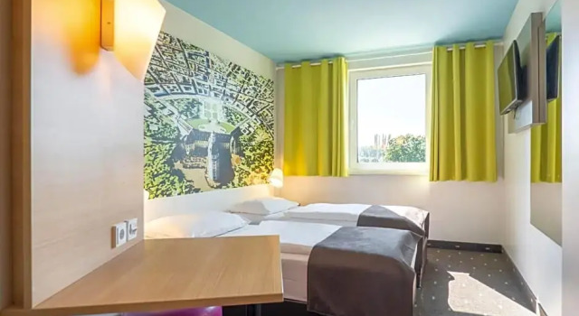 Номер Standard B&B Hotel Karlsruhe