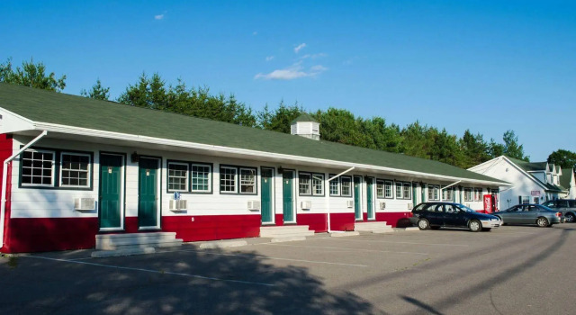Norfolk Motel, Забронировать Мотель Отели River Valley с парковкой, Парковка