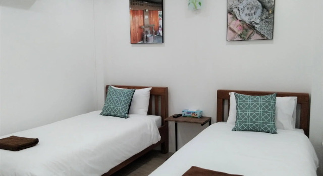 Wee Hostel