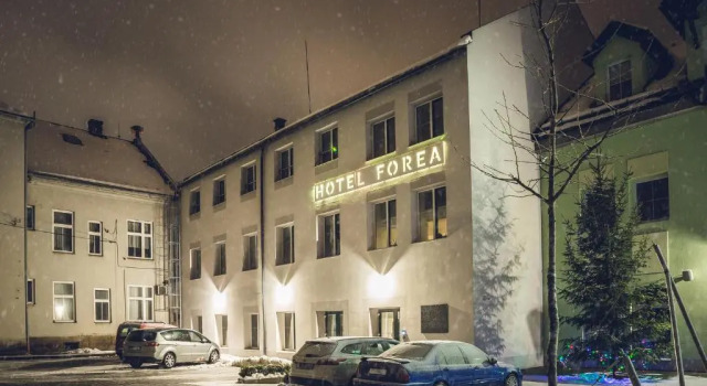 Hotel Forea, Rezerwuj Hotel Hotele w Kraj hradecki z parkingiem, Parking