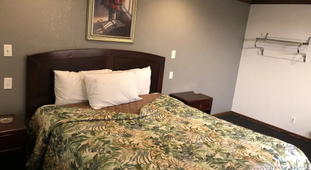Starlight Inn Valley Boulevard