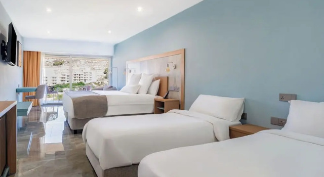 Camera quadrupla Standard Reef Hotel & Spa