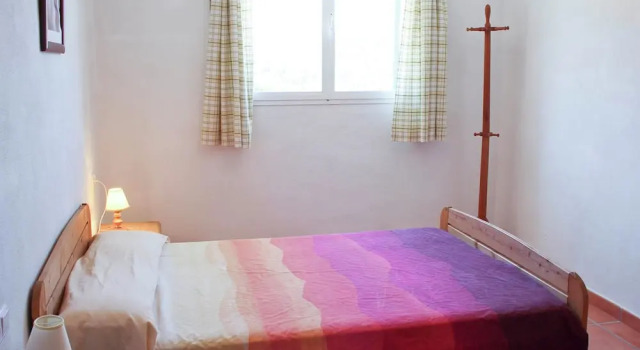 Luxurious Mansion in Es Mercadal With Private Pool, Rezerwuj Hotel Hotele w Minorka z parkingiem, Parking