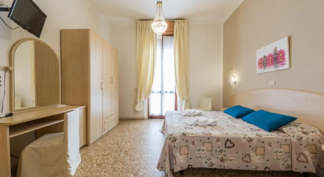 Трёхместный номер Standard с видом на море Hotel Stefania
