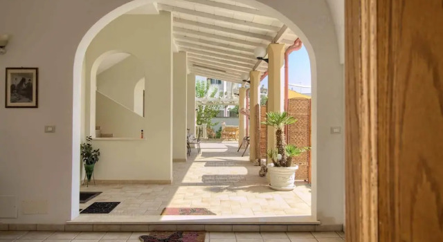 Triple Room City Centre With Ac,wifi,garden,bike, Забронировать Отель Отели Гальяно-дель-Капо с завтраком, Завтраки