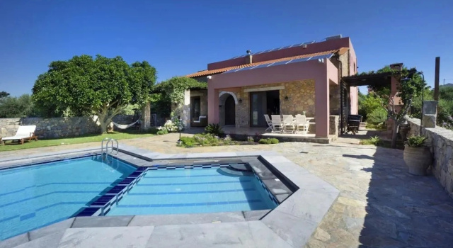 Коттедж Nafsika Villa in Litsarda