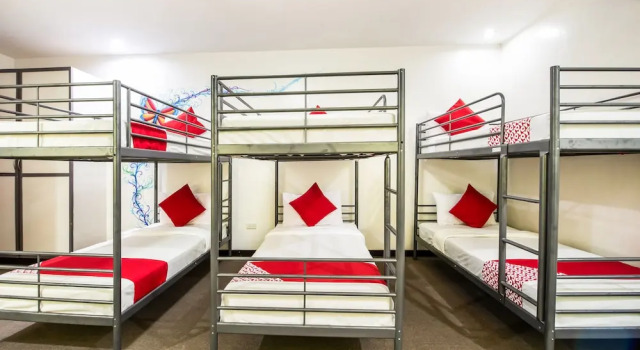 Modern Peak Suites & Resorts by OYO Rooms, Забронировать Отель  