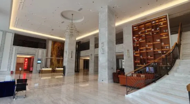 Vienna International Hotel (Shehong Tulip hotel), Rezerwuj Hotel Hotele biznesowe w Suining, 4* 5*