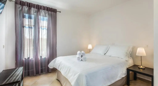 Апартаменты с 3 комнатами Avrofilito Syros Houses