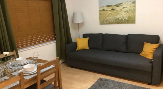 Spacious Flat in King's Cross, Забронировать Отель Отели Англии 3 звезды, 3*