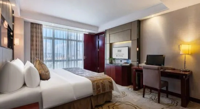 Люкс Business с 2 комнатами с видом на город Manhatton Hotel Zhuhai